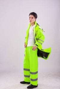 Green Reflective Safety Suit